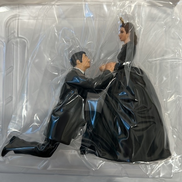 Gone With The Wind Hallmark Ornament Scarlett O'Hara Rhett Butler Proposes New - Picture 2 of 10